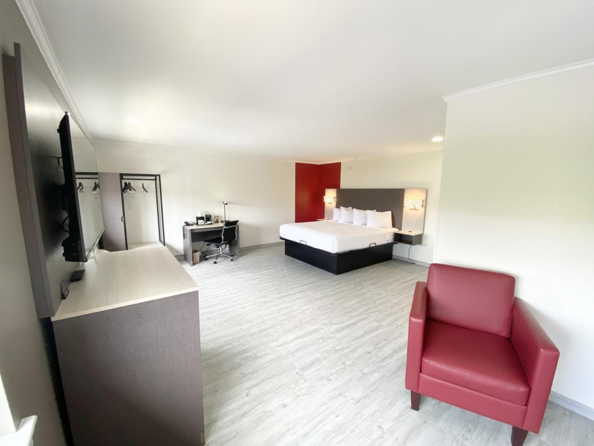 Ramada By Wyndham Tuscaloosa Hotel Eksteriør billede