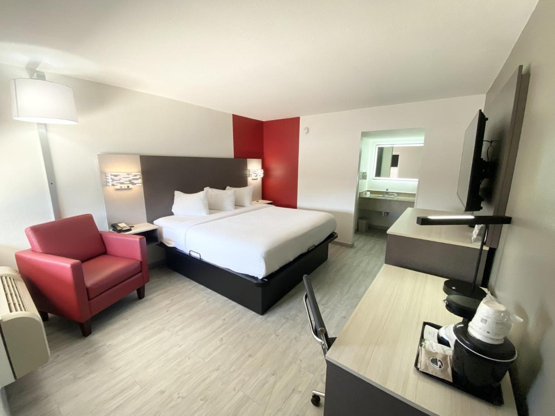 Ramada By Wyndham Tuscaloosa Hotel Eksteriør billede