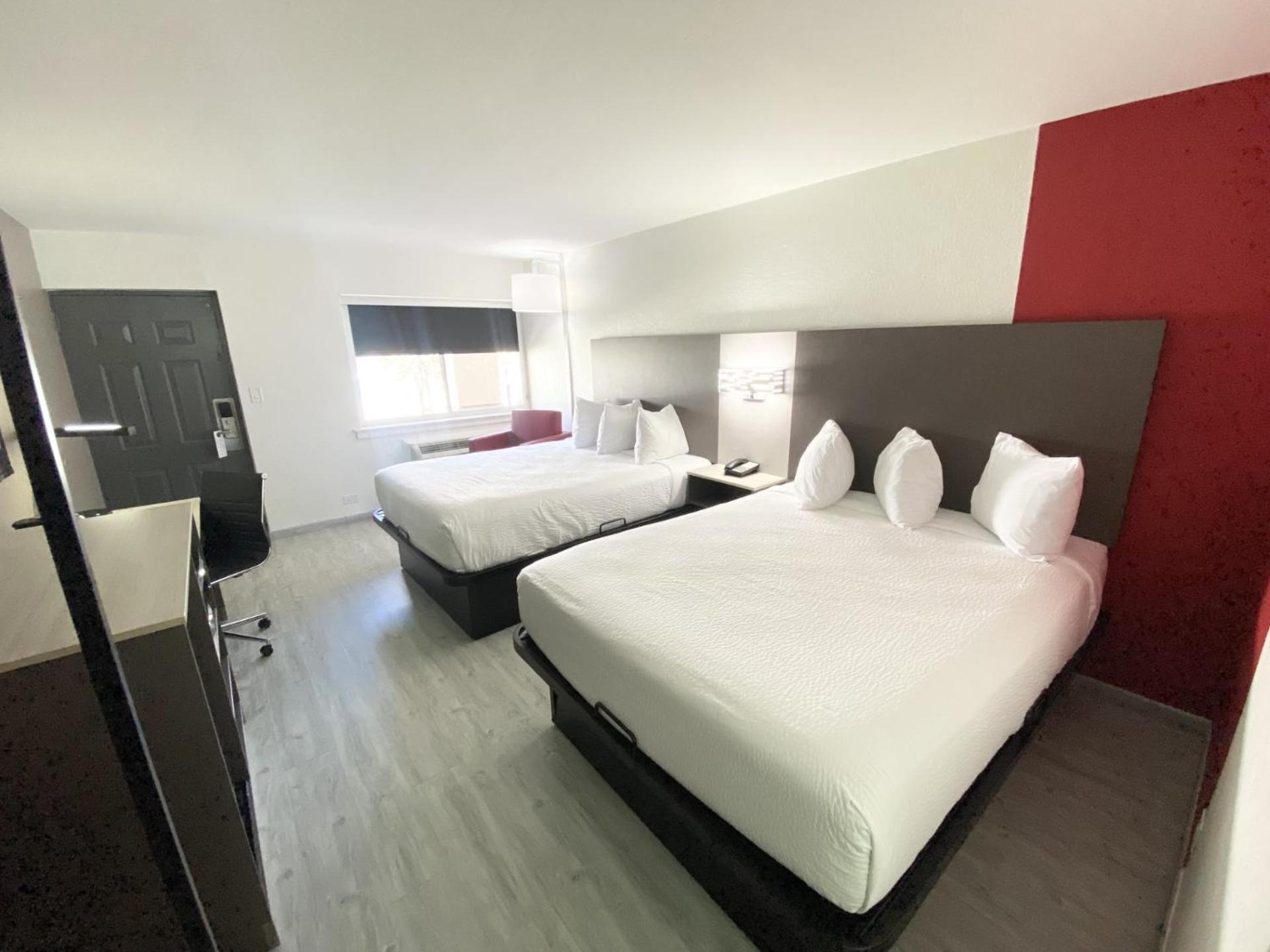 Ramada By Wyndham Tuscaloosa Hotel Eksteriør billede